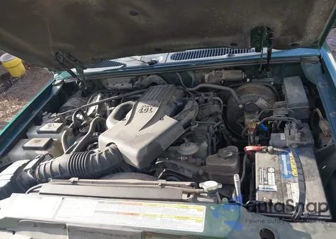 1999 Ford Explorer Sport z USA, uszkodzony, nr VIN 1FMYU24EXXUC58114